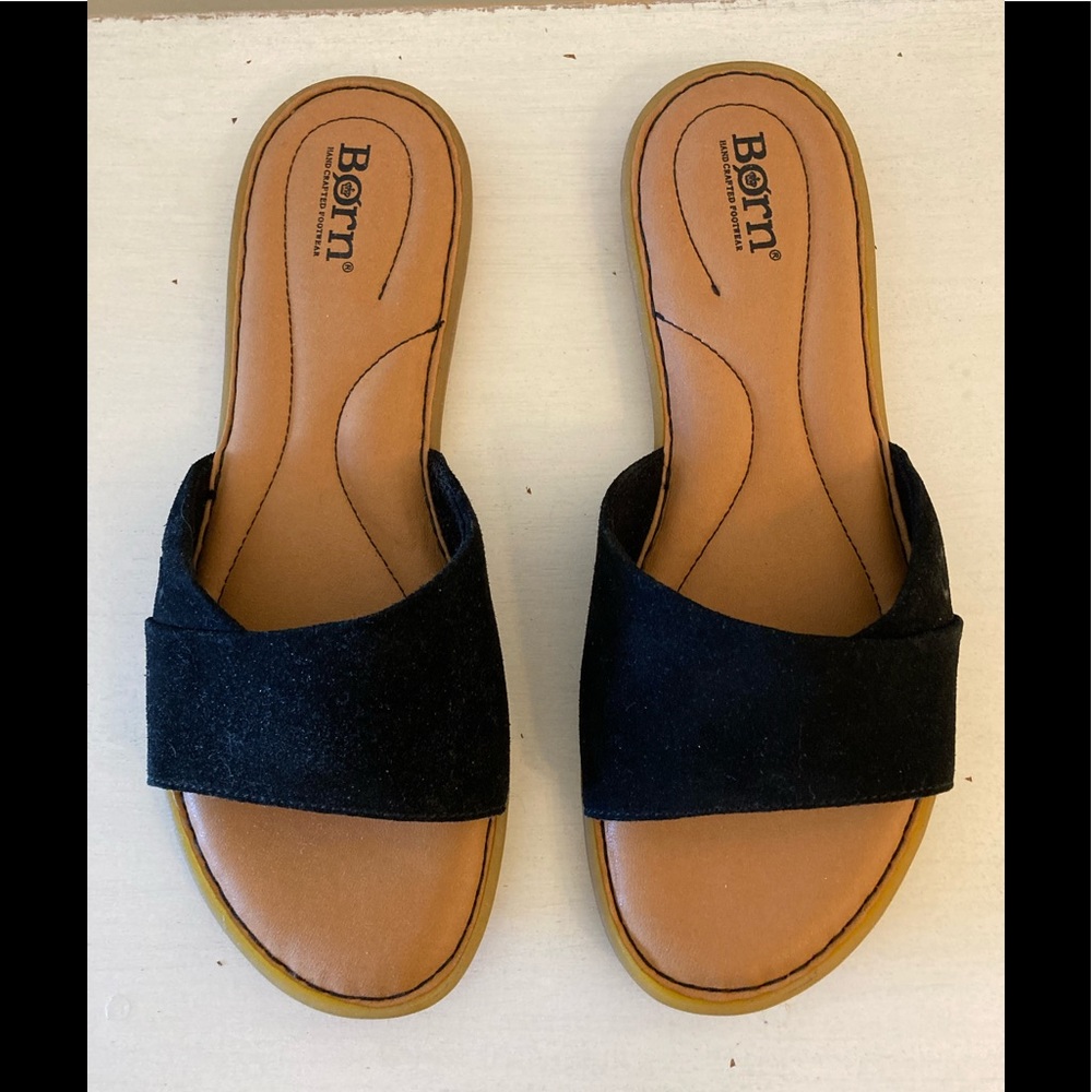 Born Black Suede Sandals size 9M NWOT